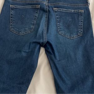AG LEGGING JEANS Size 27